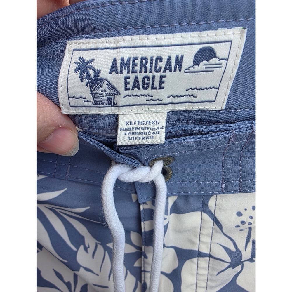 American Eagle Mens XL Blue White Hibiscus Floral Board Shorts Swim Trunks - Picture 6 of 8